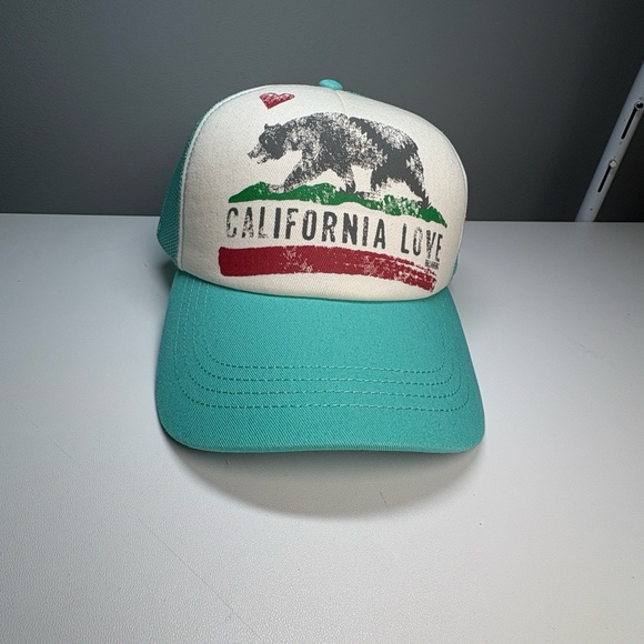 Billabong Accessories - NWT Billabong California Love Trucker Hat OS Off White Teal Adjustable